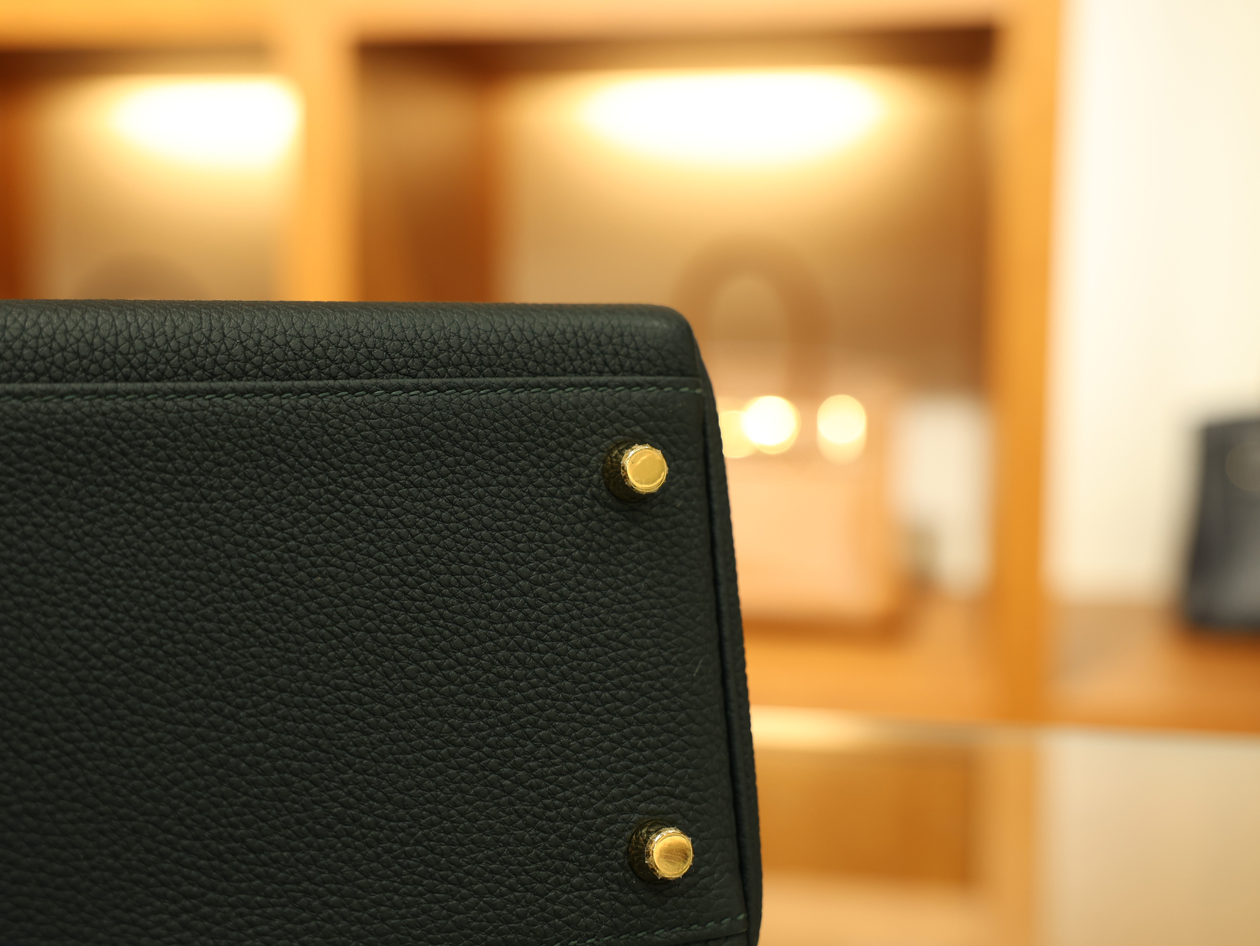 켈리 32 토고 베르트 사이프리스 금장