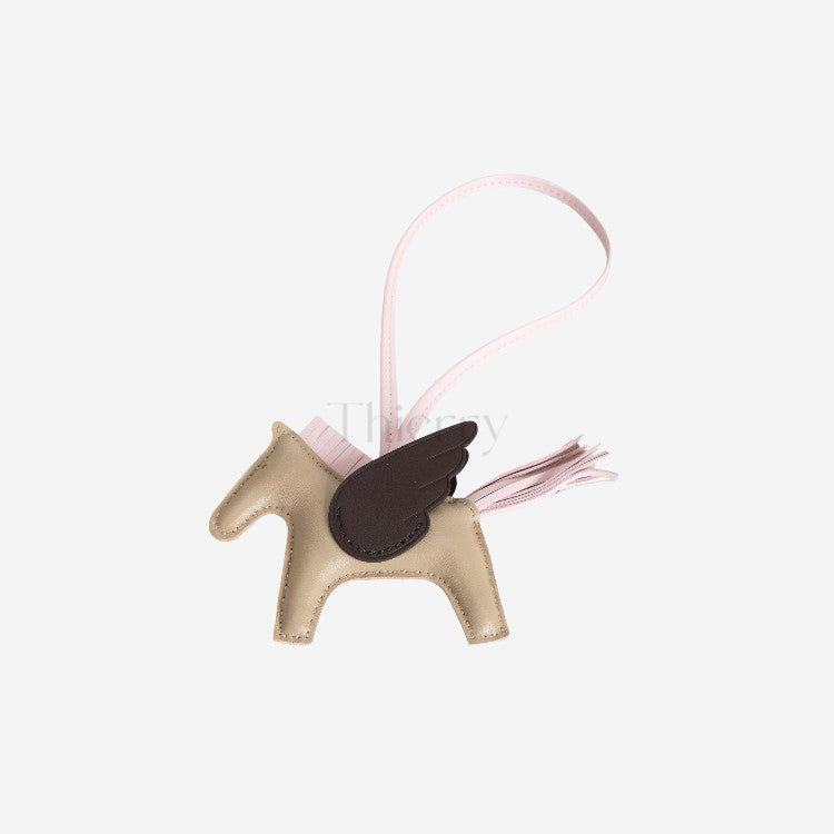 Rodeo PM charm 77